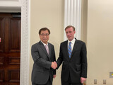 韓米安保担当高官協議「米、北朝鮮に対する敵視政策はない…真摯さを再確認」
