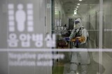 下がらない重度病床稼働率…韓国の医療システムはオミクロンに耐えうるのか
