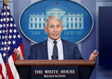 米ファウチ氏「オミクロン株にはブースターショットが効果…専用ワクチンは今は不要」