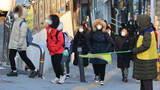 韓国、全面登校を中断…保護者「来年分の有休を前倒しで使っている」