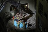 韓国の新築マンション崩壊、行方不明者１人が事故から３２時間経て遺体で発見