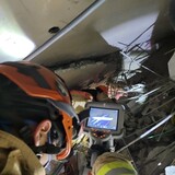 韓国の新築マンション崩壊事故、残る３人の行方は…位置把握が難航