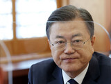文大統領「現政権を違法と攻撃することに強い怒り…ユン候補に謝罪要求」