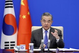 中国・ウクライナ外相電話会談…中国外相「極めて残念」
