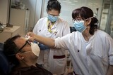 コロナ、なぜある人は症状がひどく、ある人は平気なのか
