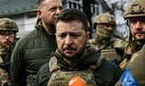 虐殺現場のゼレンスキー大統領「ロシアがしたこと…メディアは世界に見せてほしい」