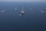 北朝鮮に見せつけるかのように…米空母と海上自衛隊、東海で共同訓練