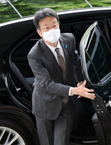 日本政府、外交青書で再び独島を「日本の領土」と主張…韓国外交部「撤回」求める