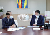 自己矛盾に陥った韓国与党…同党の長官も脱北ブローカー説に反論