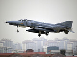 韓国空軍のＦ４Ｅファントム戦闘機、西海で墜落
