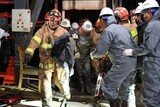 地下１９０メートルに埋もれた鉱山作業員２人、奇跡の生還＝韓国