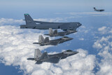米国、北朝鮮への圧力を強化…主要な戦略資産のＦ２２、Ｂ５２Ｈを朝鮮半島に展開