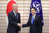 韓日歴訪したＮＡＴＯ事務総長、「安全保障協力強化」…朝中ロの牽制が狙いか
