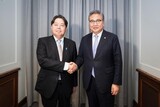 韓日外相会談…韓国外相「強制動員、日本側の政治的決断が必要」