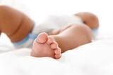 親が米国で産み、捨てられた赤ちゃん…医者から贈られた名は「ローガン」