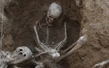 手を縛られしゃがんだ姿で７３年間土の中に…朝鮮戦争民間人犠牲者の４０柱の遺骨