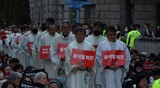 韓国カトリック神父が時局ミサ「エンジンが欲望の尹政権、放っておいても崩壊する」