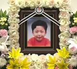 父親の前でバスにはねられて亡くなった８歳男児…「うちの子をしっかり見て」