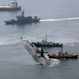 米海軍の原子力潜水艦、６年ぶりに釜山港に…トマホークミサイル装着