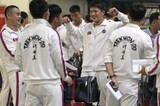 ３年ぶりに国境を越えた北朝鮮選手団…「回り回って」カザフスタンへ