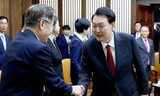 ［寄稿］韓国、無能な政権と信頼を失った野党