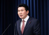 記者襲撃事件に言及した「脅し」発言の韓国大統領室首席秘書官が辞任