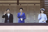 徳仁天皇「先の大戦で尊い命が失われ痛ましい…歴史が伝えられていくことが大切」
