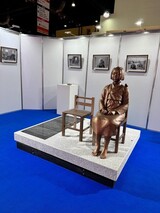 「平和の少女像」南米へ…ブエノスアイレスで１カ月間展示