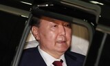 「尹前大統領、特検の取調べ後表情が暗かったのは『再拘束されそうだ』との不安から」