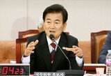 統一部長官候補「北朝鮮に半導体工場３カ所稼働…密輸通じて携帯電話生産」