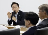 「労働者出身」李大統領の叱責の一言で…ＳＰＣ「８時間超の夜勤廃止」