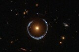 太陽３６０億個を飲み込む…歴代最大のブラックホール発見
