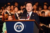 ３年ぶりに正常軌道に戻った「平和統一」路線、李大統領「北朝鮮の体制を尊重」