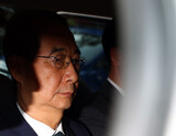 韓国裁判所、「戒厳ほう助」容疑のハン・ドクス前首相の拘束令状を棄却