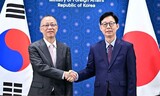 韓日外務次官「首脳会談の成果が発展するよう両国間の協力が重要」