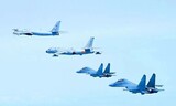 中国とロシアの軍用機９機、韓国防空識別圏に進入…韓国、空軍機出撃で対応
